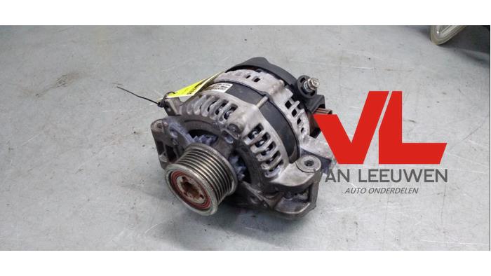Begagnade Dynamo Toyota Corolla Verso (R10/11) 2.2 D-4D 16V Cat Clean Power Pris € 75,00 Marginaltabell erbjuds av Van Leeuwen Auto Onderdelen