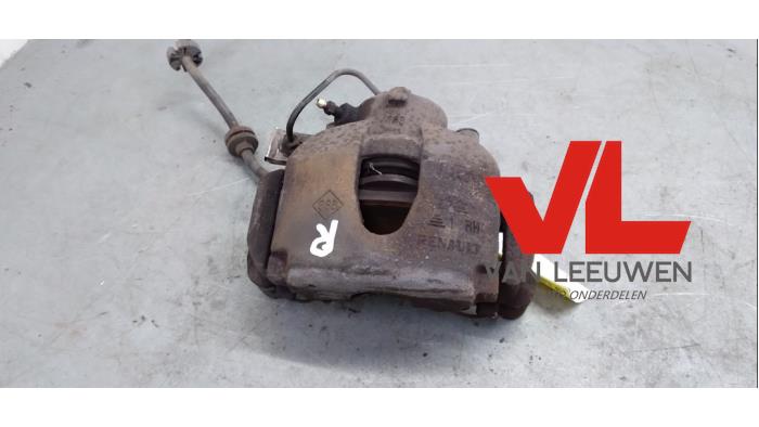 Gebrauchte Bremszange rechts vorne Renault Espace (JK) 3.5 V6 24V Grand Espace Preis € 16,00 Margenregelung angeboten von Van Leeuwen Auto Onderdelen