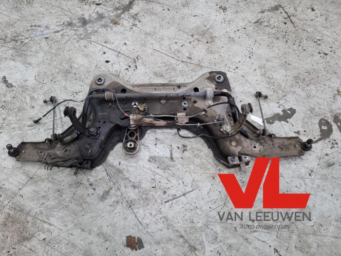 Usados Subchasis Renault Espace (JK) 3.5 V6 24V Grand Espace Precio € 75,00 Norma de margen ofrecido por Van Leeuwen Auto Onderdelen