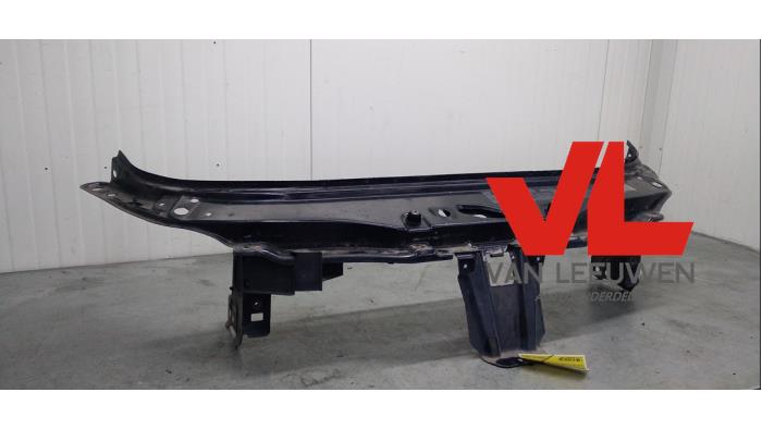 Begagnade Front Renault Espace (JK) 3.5 V6 24V Grand Espace Pris € 20,00 Marginaltabell erbjuds av Van Leeuwen Auto Onderdelen
