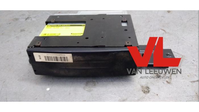 Usagé Module navigation Renault Espace (JK) 3.5 V6 24V Grand Espace Prix € 36,00 Règlement à la marge proposé par Van Leeuwen Auto Onderdelen