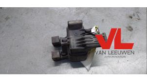 Used Tyre pressure sensor Renault Espace (JK) 3.5 V6 24V Grand Espace Price € 20,00 Margin scheme offered by Van Leeuwen Auto Onderdelen