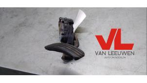 Used Accelerator pedal Renault Espace (JK) 3.5 V6 24V Grand Espace Price € 35,00 Margin scheme offered by Van Leeuwen Auto Onderdelen