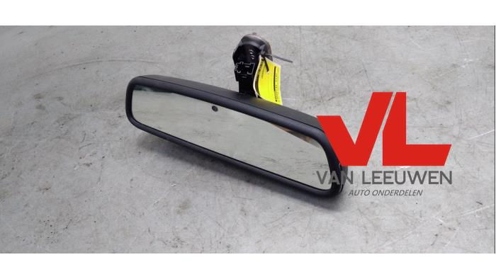 Rear view mirror from a BMW 3 serie Touring (E91) 330d 24V 2006