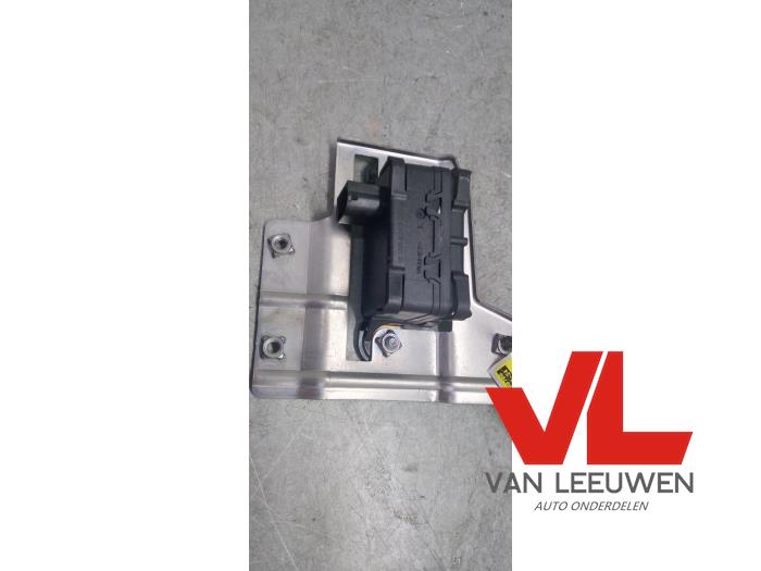 Begagnade Esp Duo-sensor BMW 3 serie Touring (E91) 330d 24V Pris € 16,00 Marginaltabell erbjuds av Van Leeuwen Auto Onderdelen