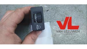 Used AIH headlight switch Peugeot 3008 I (0U/HU) 1.6 VTI 16V Price € 10,00 Margin scheme offered by Van Leeuwen Auto Onderdelen