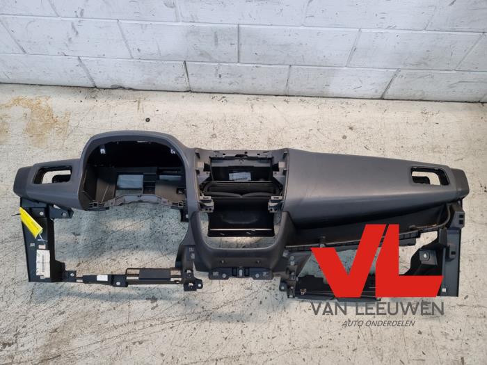 Używane Panel Fiat Doblo Cargo (263) 1.3 MJ 16V Euro 4 Cena € 96,80 Z VAT oferowane przez Van Leeuwen Auto Onderdelen
