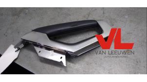 Used Handle Peugeot 3008 I (0U/HU) 1.6 VTI 16V Price € 30,00 Margin scheme offered by Van Leeuwen Auto Onderdelen