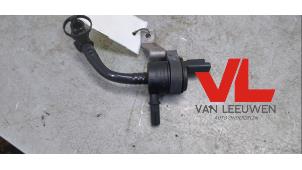 Used Vacuum valve Peugeot 3008 I (0U/HU) 1.6 VTI 16V Price € 10,00 Margin scheme offered by Van Leeuwen Auto Onderdelen