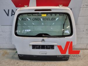 Begagnade Baklucka Citroen Berlingo 1.9 D Pris € 100,00 Marginaltabell erbjuds av Van Leeuwen Auto Onderdelen