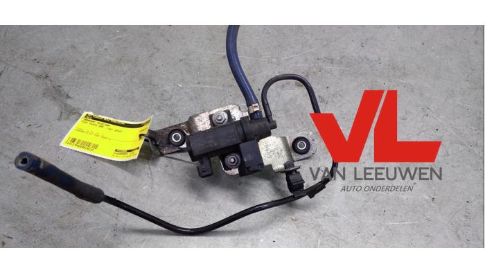 Usagé Régulateur pression turbo Fiat Grande Punto (199) 1.3 JTD Multijet 16V 85 Actual Prix € 12,00 Règlement à la marge proposé par Van Leeuwen Auto Onderdelen