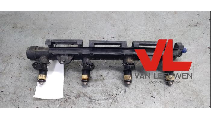 Usagé Système d'injection Volkswagen Polo IV (9N1/2/3) 1.4 16V Prix € 56,00 Règlement à la marge proposé par Van Leeuwen Auto Onderdelen