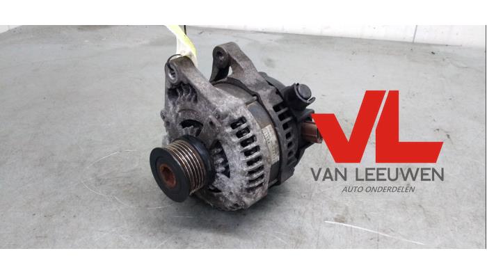 Begagnade Dynamo Volvo V50 (MW) 2.0 D 16V Pris € 35,00 Marginaltabell erbjuds av Van Leeuwen Auto Onderdelen