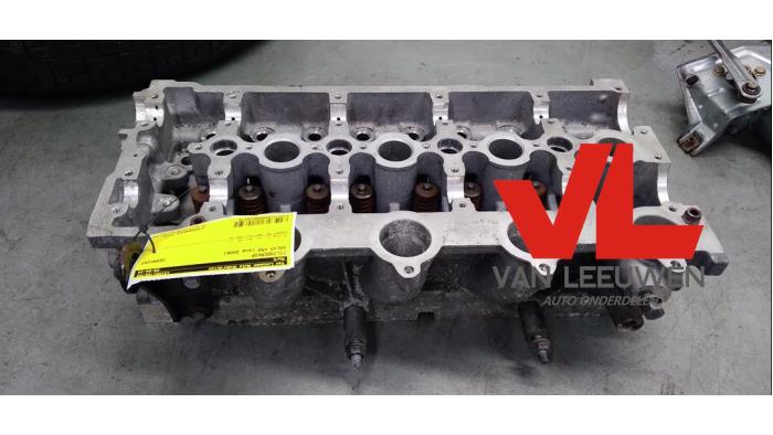 Begagnade Topplock Volvo V50 (MW) 2.0 D 16V Pris € 325,00 Marginaltabell erbjuds av Van Leeuwen Auto Onderdelen