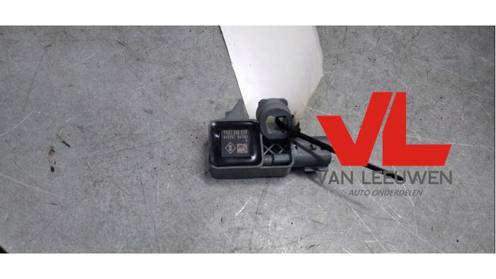 Begagnade Airbagsensor Renault Megane III Berline (BZ) 1.4 16V TCe 130 Pris € 8,00 Marginaltabell erbjuds av Van Leeuwen Auto Onderdelen