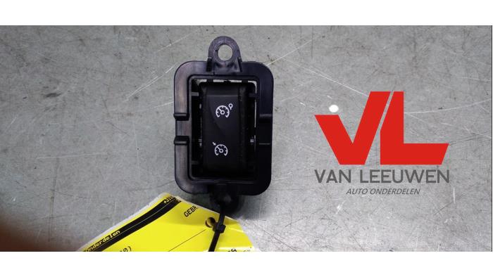 Gebrauchte Tempomat Renault Megane III Berline (BZ) 1.4 16V TCe 130 Preis € 12,00 Margenregelung angeboten von Van Leeuwen Auto Onderdelen