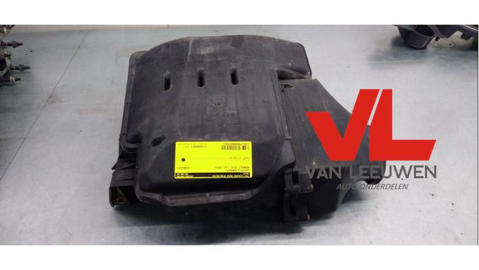 Gebrauchte Luftfiltergehäuse Renault Clio II (BB/CB) 1.6 16V Preis € 16,00 Margenregelung angeboten von Van Leeuwen Auto Onderdelen