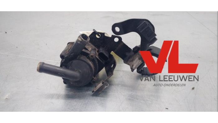 Begagnade Extra vattenpump Peugeot 308 SW (4E/H) 1.6 16V THP 150 Pris € 28,00 Marginaltabell erbjuds av Van Leeuwen Auto Onderdelen