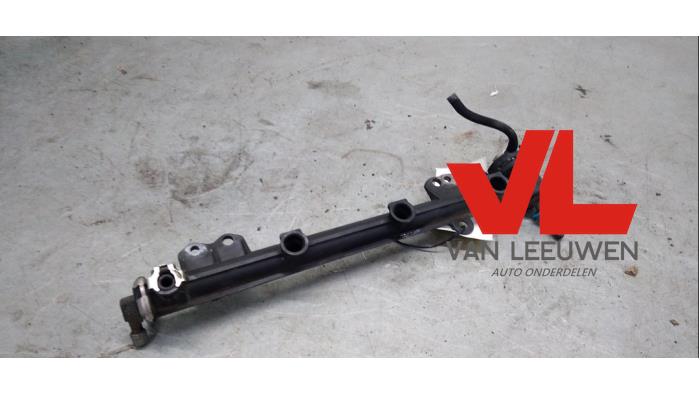 Usagé Système d'injection Volvo V40 (VW) 2.0 16V Prix € 20,00 Règlement à la marge proposé par Van Leeuwen Auto Onderdelen