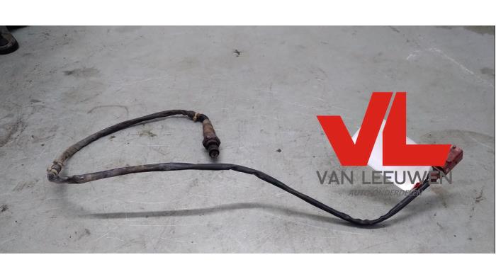 Lambda probe from a Volkswagen Passat Variant (3C5) 2.0 FSI 16V 2009