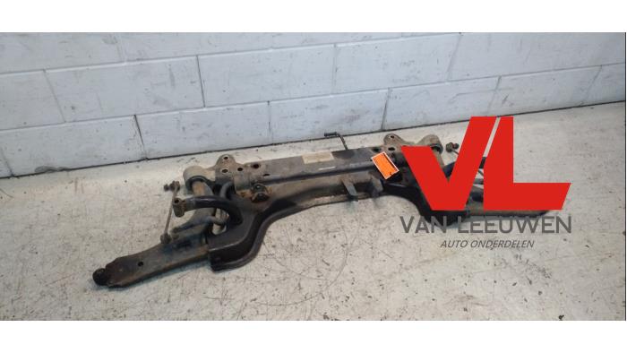 Usados Subchasis Ford Fiesta 5 (JD/JH) Precio € 50,00 Norma de margen ofrecido por Van Leeuwen Auto Onderdelen