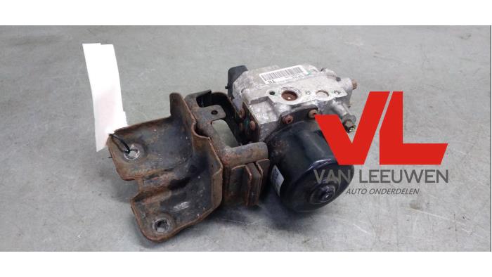 Usagé Bloc ABS Chevrolet Kalos (SF69) 1.4 Prix € 70,00 Règlement à la marge proposé par Van Leeuwen Auto Onderdelen