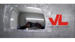 Nowe Szyba lusterka lewego Iveco New Daily IV Cena € 12,10 Z VAT oferowane przez Van Leeuwen Auto Onderdelen