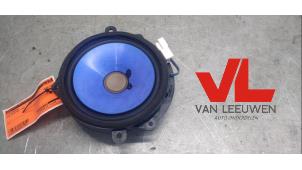 Gebrauchte Lautsprecher Kia Sportage (JE) 2.0 CVVT 16V 4x2 Preis € 25,00 Margenregelung angeboten von Van Leeuwen Auto Onderdelen