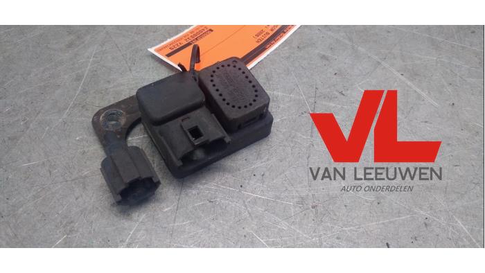 Begagnade Utetemperatursensor Kia Sportage (JE) 2.0 CVVT 16V 4x2 Pris € 8,00 Marginaltabell erbjuds av Van Leeuwen Auto Onderdelen