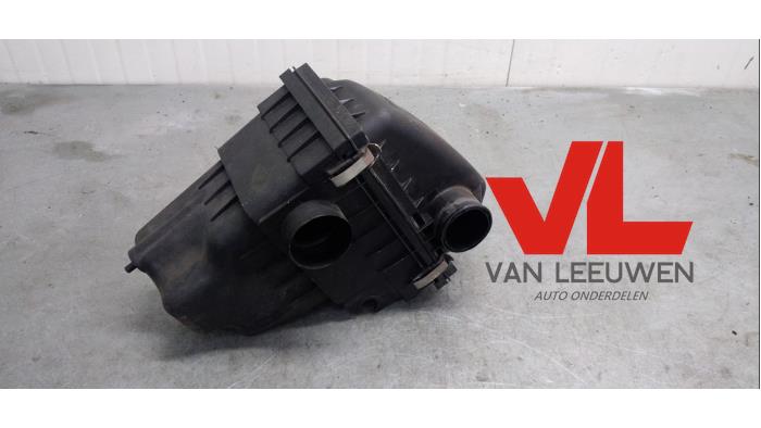 Begagnade Luftfilterhus Opel Agila (A) 1.0 12V Pris € 15,00 Marginaltabell erbjuds av Van Leeuwen Auto Onderdelen