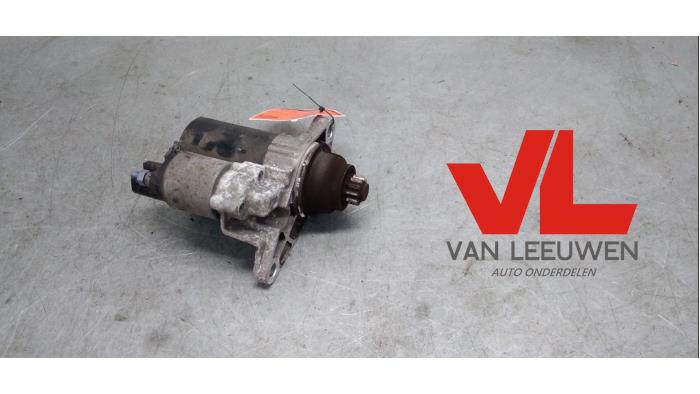 Begagnade Startmotor Volkswagen Golf V (1K1) 1.4 16V Pris € 12,00 Marginaltabell erbjuds av Van Leeuwen Auto Onderdelen