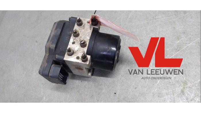 Begagnade ABS-pump Chevrolet Kalos (SF48) 1.4 16V Pris € 22,50 Marginaltabell erbjuds av Van Leeuwen Auto Onderdelen