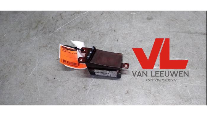 Begagnade Klocka Ssang Yong Kyron 2.0 M 200 Xdi 16V 4x2 Pris € 16,00 Marginaltabell erbjuds av Van Leeuwen Auto Onderdelen