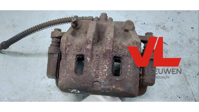 Gebrauchte Bremszange rechts vorne Ssang Yong Kyron 2.0 M 200 Xdi 16V 4x2 Preis € 36,00 Margenregelung angeboten von Van Leeuwen Auto Onderdelen