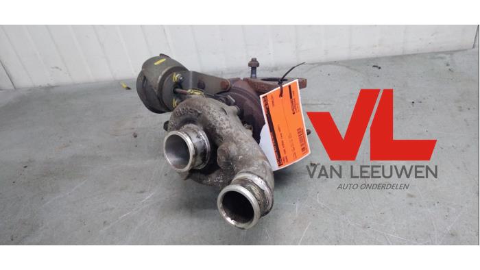 Używane Turbo Ssang Yong Kyron 2.0 M 200 Xdi 16V 4x2 Cena € 220,00 Procedura marży oferowane przez Van Leeuwen Auto Onderdelen