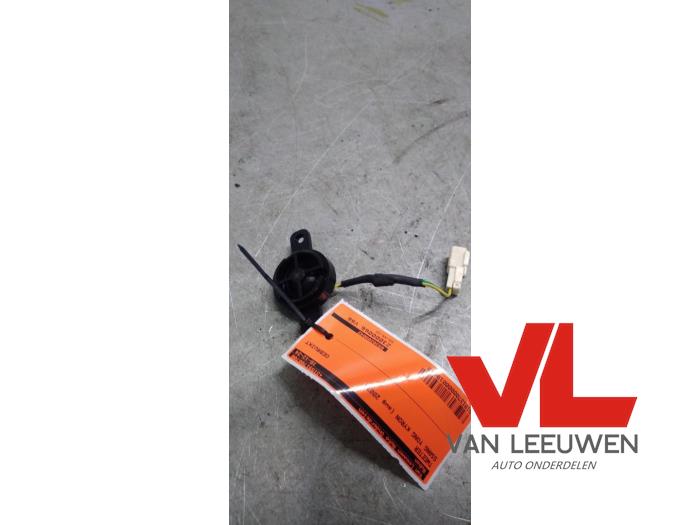 Begagnade Diskanthögtalare Ssang Yong Kyron 2.0 M 200 Xdi 16V 4x2 Pris € 12,00 Marginaltabell erbjuds av Van Leeuwen Auto Onderdelen