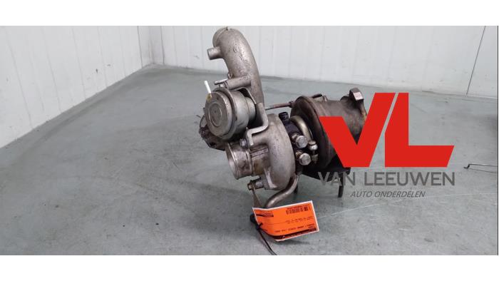 Usagé Turbo Renault Grand Scénic II (JM) 2.0 16V Turbo Prix € 136,00 Règlement à la marge proposé par Van Leeuwen Auto Onderdelen