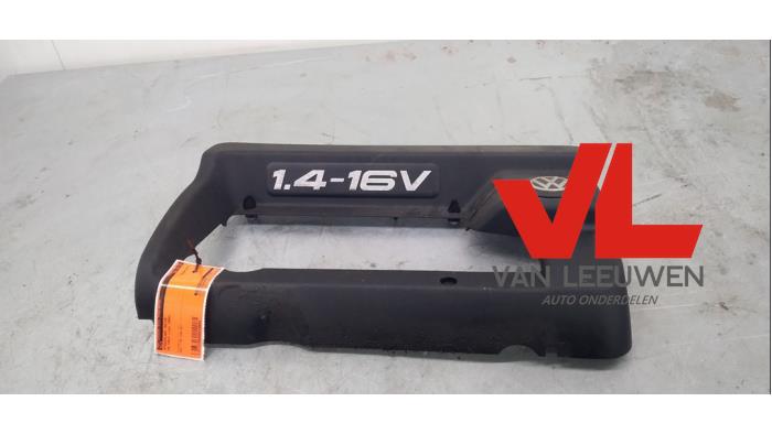 Gebrauchte Abdeckblech Motor Volkswagen Golf IV (1J1) 1.4 16V Preis € 12,00 Margenregelung angeboten von Van Leeuwen Auto Onderdelen