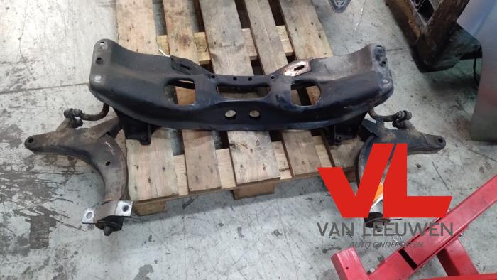 Used Subframe Subaru Forester (SG) 2.0 16V X Price € 125,00 Margin scheme offered by Van Leeuwen Auto Onderdelen