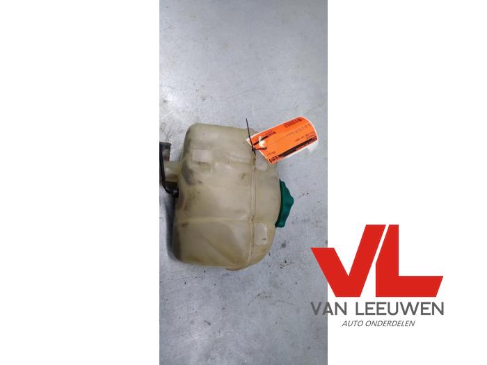 Coolant expansion tank