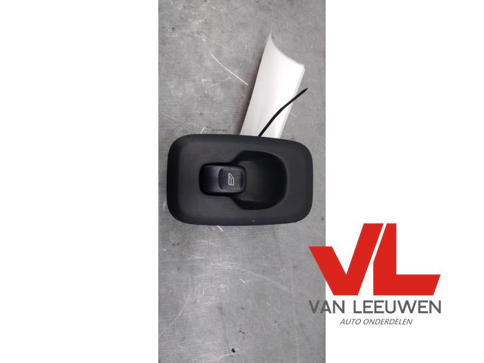 Interrupteur commade lève-vitre