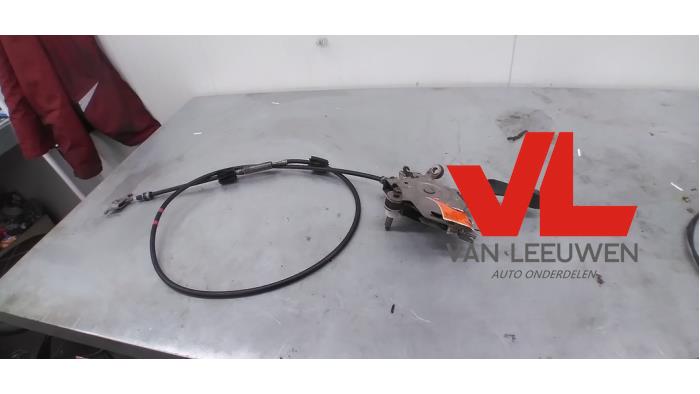 Gebrauchte Handbremsgriff Volvo XC90 I 2.5 T 20V Preis € 50,00 Margenregelung angeboten von Van Leeuwen Auto Onderdelen