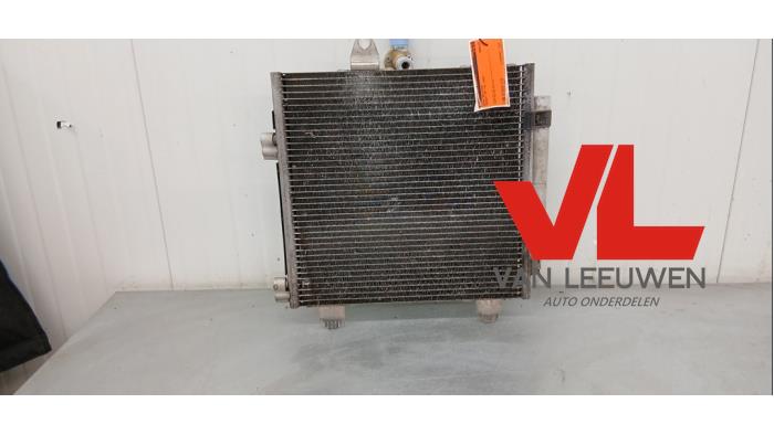 Begagnade AC-radiator Peugeot 107 1.0 12V Pris € 24,99 Marginaltabell erbjuds av Van Leeuwen Auto Onderdelen