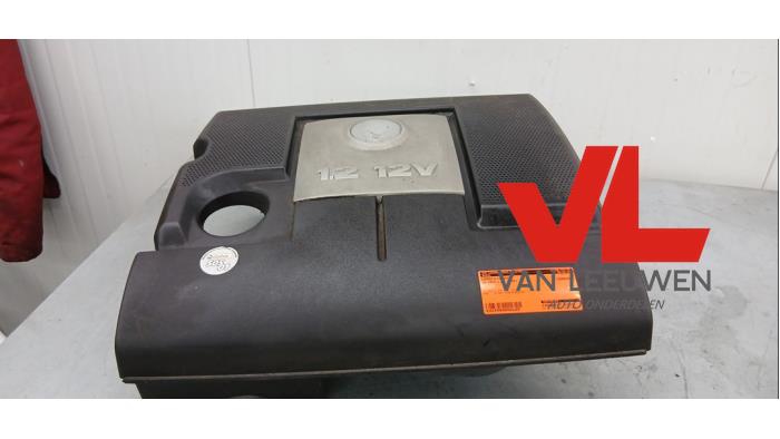 Used Air box Volkswagen Polo IV (9N1/2/3) 1.2 12V Price € 20,00 Margin scheme offered by Van Leeuwen Auto Onderdelen