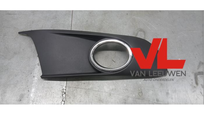 Nya Grill Volkswagen Caddy Pris € 9,44 Inklusive moms erbjuds av Van Leeuwen Auto Onderdelen