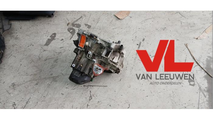 Usagé Boite de vitesses Renault Twingo (C06) 1.2 Prix € 225,00 Règlement à la marge proposé par Van Leeuwen Auto Onderdelen