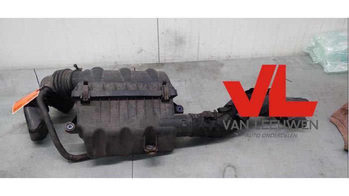 Begagnade Luftfilterhus Hyundai i10 (F5) 1.2i 16V Pris € 24,99 Marginaltabell erbjuds av Van Leeuwen Auto Onderdelen