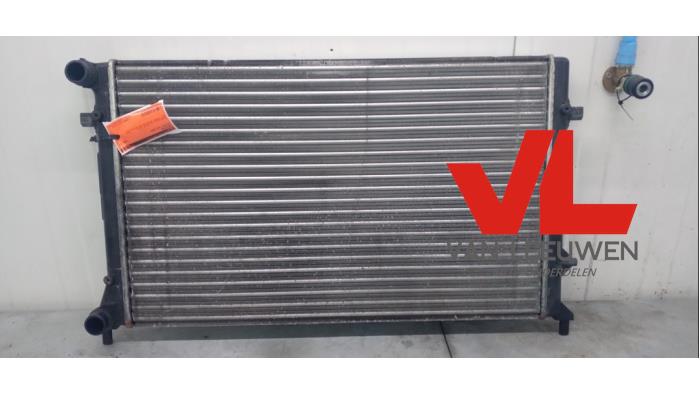 Usagé Radiateur Volkswagen Golf V (1K1) 2.0 FSI 16V Prix € 20,00 Règlement à la marge proposé par Van Leeuwen Auto Onderdelen
