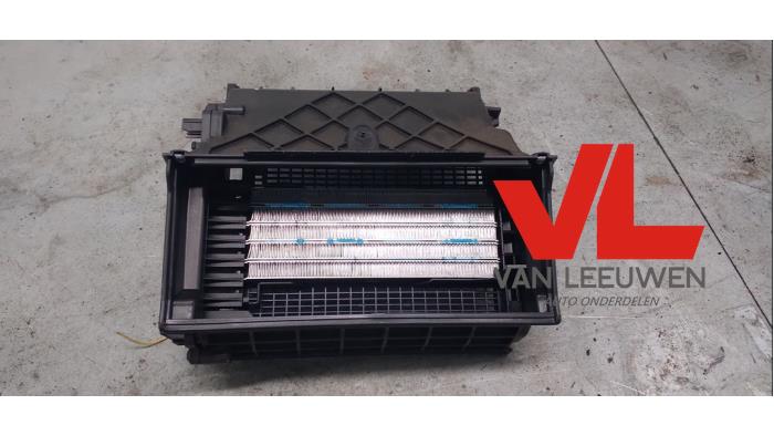Begagnade Värmeelement Ford Grand C-Max (DXA) 1.0 Ti-VCT EcoBoost 12V 125 Pris € 15,00 Marginaltabell erbjuds av Van Leeuwen Auto Onderdelen