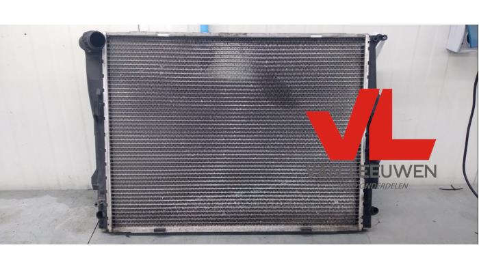 Usagé Radiateur BMW 1 serie (E87/87N) 116i 1.6 16V Prix € 75,00 Règlement à la marge proposé par Van Leeuwen Auto Onderdelen